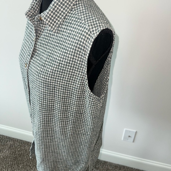 Silk Exchange Green and White Checkered 100% Silk Sleeveless Top Size L - Picture 2 of 6